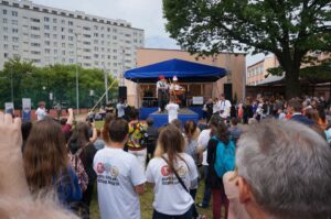 Ostrowiec. Piknik promujący szkolnictwo zawodowe (25 maja 2016 r) / Teresa Czajkowska / Radio Kielce