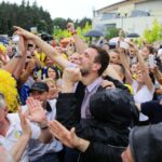 Powitanie Vive Tauron Kielce przed Halą Legionów (30 maja 2016 r). / Wojciech Habdas / Radio Kielce