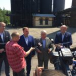 Konferencja prasowa przy Wielkim Piecu w Starachowicach (23 maja 2016 r) / Bartłomiej Zapała / Radio Kielce