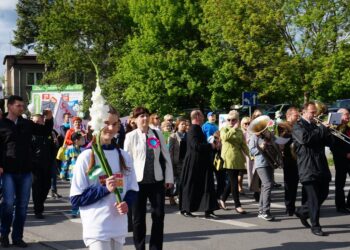 Ostrowiecki marsz dla życia i rodziny (15 maja 2016 r) / Teresa Czajkowska / Radio Kielce
