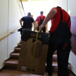 Montaż telebimu na kieleckim Ratuszu (24 maja 2016 r) / Wojciech Habdas / Radio Kielce