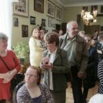 07.05.2016 Niesłyszący zwiedzali Muzeum Henryka Sienkiewicza w Oblęgorku / Jarosław Kubalski / Radio Kielce