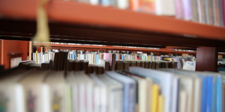 Kazimierska biblioteka nominowana do nagrody - Radio Kielce Otwarcie biblioteki przy ul. Okrzei. / Stanisław Blinstrub / Radio Kielce
