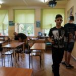 24.05.2016 Młodzież ze szkoły w Ostrowcu nakręciła film "Bez nikogo" / Teresa Czajkowska / Radio Kielce