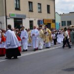 26.05.2016 Boże Ciało w parafii św. Michała Archanioła w Ostrowcu / Teresa Czajkowska / Radio Kielce