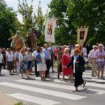 26.05.2016 Boże Ciało w parafii św. Michała Archanioła w Ostrowcu / Teresa Czajkowska / Radio Kielce