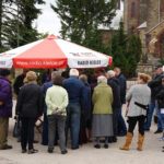 18.5.2016 Kielce. Interwencja w sprawie złego stanu drogi powiatowej między Sukowem a Borkowem. / Grzegorz Jamka / Radio Kielce