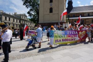 29.05.2016. Kielce. Marsz Życia dla Rodziny / Bartłomiej Zapała / Radio Kielce