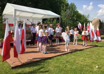 22.05.2016 Uroczystości w Konarach / Grażyna Szlęzak-Wójcik / Radio Kielce