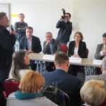 05.05.2016 Spotkanie mieszkańców Micigozdu z inwestorem ws. budowali spalarni odpadów niebezpiecznych / Robert Felczak / Radio Kielce