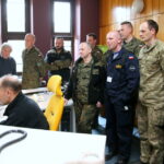 17.05.2016. Żołnierze szkolący się na Międzynarodowym Kursie Obserwatorów Wojskowych ONZ na kieleckiej Bukówce odwiedzili Radio Kielce / Kamil Król / Radio Kielce