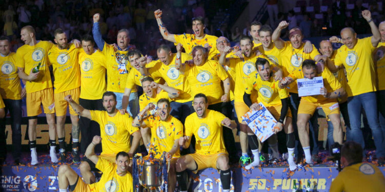 22.05.2016. Piłkarze ręczni Vive Tauronu Kielce zdobyli 13 w historii, a ósmy z rzędu Puchar Polski / Kamil Król / Radio Kielce