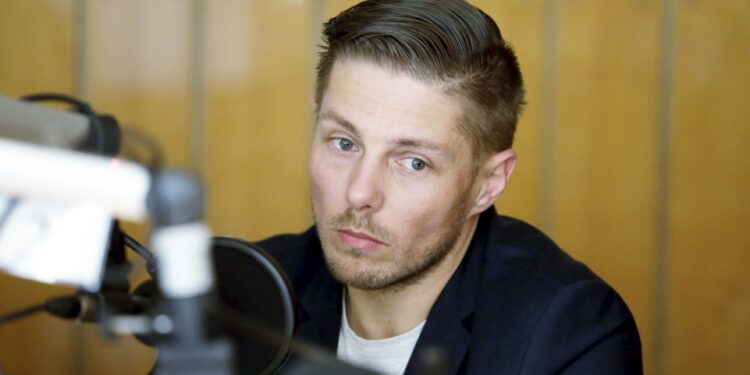 04.04.2016 Kielce. Punkty Widzenia. Radny Marcin Chłodnicki. / Jarosław Kubalski / Radio Kielce