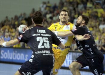 27.04.2016 Kielce. Mecz Ligi Mistrzów Vive Tauron Kielce - SG Flensburg Handewitt. Michał Jurecki. / Jarosław Kubalski / Radio Kielce