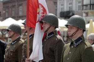 02.05.2016 Kielce. Dzień Flagi RP. Uroczystości na Rynku / Jarosław Kubalski / Radio Kielce