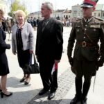 02.05.2016 Kielce. Dzień Flagi RP. Uroczystości na Rynku / Jarosław Kubalski / Radio Kielce