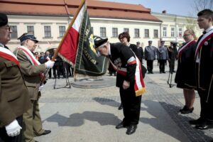 02.05.2016 Kielce. Dzień Flagi RP. Uroczystości na Rynku / Jarosław Kubalski / Radio Kielce