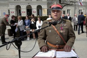 02.05.2016 Kielce. Dzień Flagi RP. Uroczystości na Rynku / Jarosław Kubalski / Radio Kielce