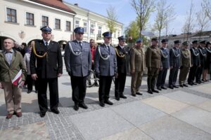 02.05.2016 Kielce. Dzień Flagi RP. Uroczystości na Rynku / Jarosław Kubalski / Radio Kielce