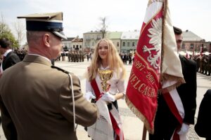 02.05.2016 Kielce. Dzień Flagi RP. Uroczystości na Rynku / Jarosław Kubalski / Radio Kielce