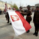 02.05.2016 Kielce. Dzień Flagi RP. Uroczystości na Rynku / Jarosław Kubalski / Radio Kielce