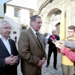 02.05.2016 Święty Krzyż. Minister środowiska Jan Szyszko odwiedził klasztor. / Jarosław Kubalski / Radio Kielce