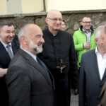02.05.2016 Święty Krzyż. Minister środowiska Jan Szyszko odwiedził klasztor. / Jarosław Kubalski / Radio Kielce