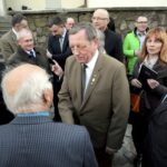 02.05.2016 Święty Krzyż. Minister środowiska Jan Szyszko odwiedził klasztor. / Jarosław Kubalski / Radio Kielce