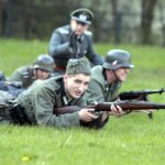 02.05.2016 Samsonów. Inscenizacja historyczna przedstawiająca walki majora Henryka Dobrzańskiego "Hubala". / Jarosław Kubalski / Radio Kielce