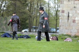 02.05.2016 Samsonów. Inscenizacja historyczna przedstawiająca walki majora Henryka Dobrzańskiego "Hubala". / Jarosław Kubalski / Radio Kielce