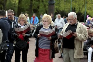 03.05.2016 Kielce. Świeto konstytucji 3 Maja. Pieśniobranie w Parku Miejskim. / Jarosław Kubalski / Radio Kielce