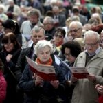 03.05.2016 Kielce. Świeto konstytucji 3 Maja. Pieśniobranie w Parku Miejskim. / Jarosław Kubalski / Radio Kielce