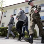 04.05.2016 Kielce. Bukówka. Centrum Przygotowań do Misji Zagranicznych. Przyjęcie elewów na kurs przygotowawczy do służby wojskowej. / Jarosław Kubalski / Radio Kielce