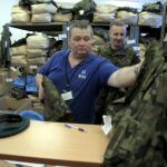 04.05.2016 Kielce. Bukówka. Centrum Przygotowań do Misji Zagranicznych. Przyjęcie elewów na kurs przygotowawczy do służby wojskowej. / Jarosław Kubalski / Radio Kielce