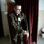 04.05.2016 Kielce. Bukówka. Centrum Przygotowań do Misji Zagranicznych. Przyjęcie elewów na kurs przygotowawczy do służby wojskowej. / Jarosław Kubalski / Radio Kielce