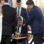 04.05.2016 Kielce. Liceum im.Jana Śniadeckiego. Rozpoczyna się matura z języka polskiego. / Jarosław Kubalski / Radio Kielce