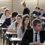 04.05.2016 Kielce. Liceum im.Jana Śniadeckiego. Rozpoczyna się matura z języka polskiego. / Jarosław Kubalski / Radio Kielce