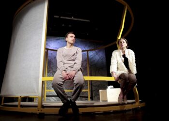 04.05.2016 Kielce. Próba do spektaklu "Historia znikania" w Teatrze Lalki i Aktora Kubuś. Błażej Twarowski i Jolanta Kęćko. / Jarosław Kubalski / Radio Kielce