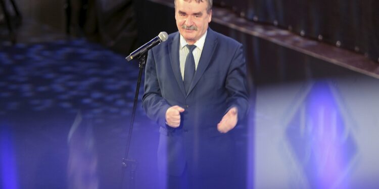 05.05.2016 Kielce. XVII Zjazd Polskiego Towarzystwa Diabetologicznego. Prezydent Wojciech Lubawski. / Jarosław Kubalski / Radio Kielce