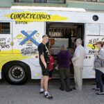 07.05.2016 Kielce. Rynek. Happening "Wyprzedź cukrzycę". / Jarosław Kubalski / Radio Kielce