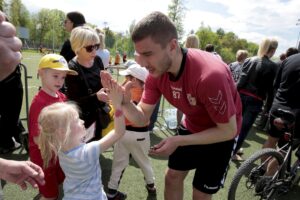 07.05.2016 Kielce. Sportowa Majówka z klubem piłkarskim Korona Kielce. / Jarosław Kubalski / Radio Kielce