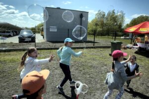 07.05.2016 Kielce. Otwarcie Energetycznego Ogrodu Doświadczeń przy Energetycznym Centrum Nauki. / Jarosław Kubalski / Radio Kielce