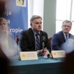 12.05.2016 Kielce.Renata Wicha, zastępca komendanta głównego OHP, Marek Surmacz, komendant główny OHP i Jacek Sabat, komendant wojewódzki podczas konferencji prasowej. / Jarosław Kubalski / Radio Kielce