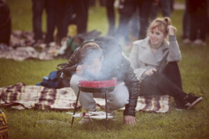 16.05.2016 Kielce. Studenci rozpoczęli Juwenalia. Wielkie grillowanie w Miasteczku UJK. / Jarosław Kubalski / Radio Kielce