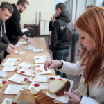 16.05.2016 Kielce. Studenci rozpoczęli Juwenalia. Wielkie grillowanie w Miasteczku UJK. / Jarosław Kubalski / Radio Kielce