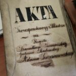 17.05.2016 Kielce. Archiwum Państwowe wzbogaciło się o nowe archiwalia ze źródeł prywatnych. / Jarosław Kubalski / Radio Kielce