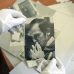 17.05.2016 Kielce. Archiwum Państwowe wzbogaciło się o nowe archiwalia ze źródeł prywatnych. / Jarosław Kubalski / Radio Kielce