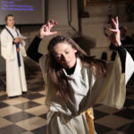 21.05.2016 Święty Krzyż. Międzynarodowy festiwal Anima Mundi. Misterium "Ordo Virtutum" Hildegardy z Bingen w wykonaniu zespołu Flores Rosarum. / Jarosław Kubalski / Radio Kielce