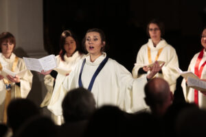 21.05.2016 Święty Krzyż. Międzynarodowy festiwal Anima Mundi. Misterium "Ordo Virtutum" Hildegardy z Bingen w wykonaniu zespołu Flores Rosarum. / Jarosław Kubalski / Radio Kielce