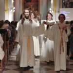 21.05.2016 Święty Krzyż. Międzynarodowy festiwal Anima Mundi. Misterium "Ordo Virtutum" Hildegardy z Bingen w wykonaniu zespołu Flores Rosarum. / Jarosław Kubalski / Radio Kielce